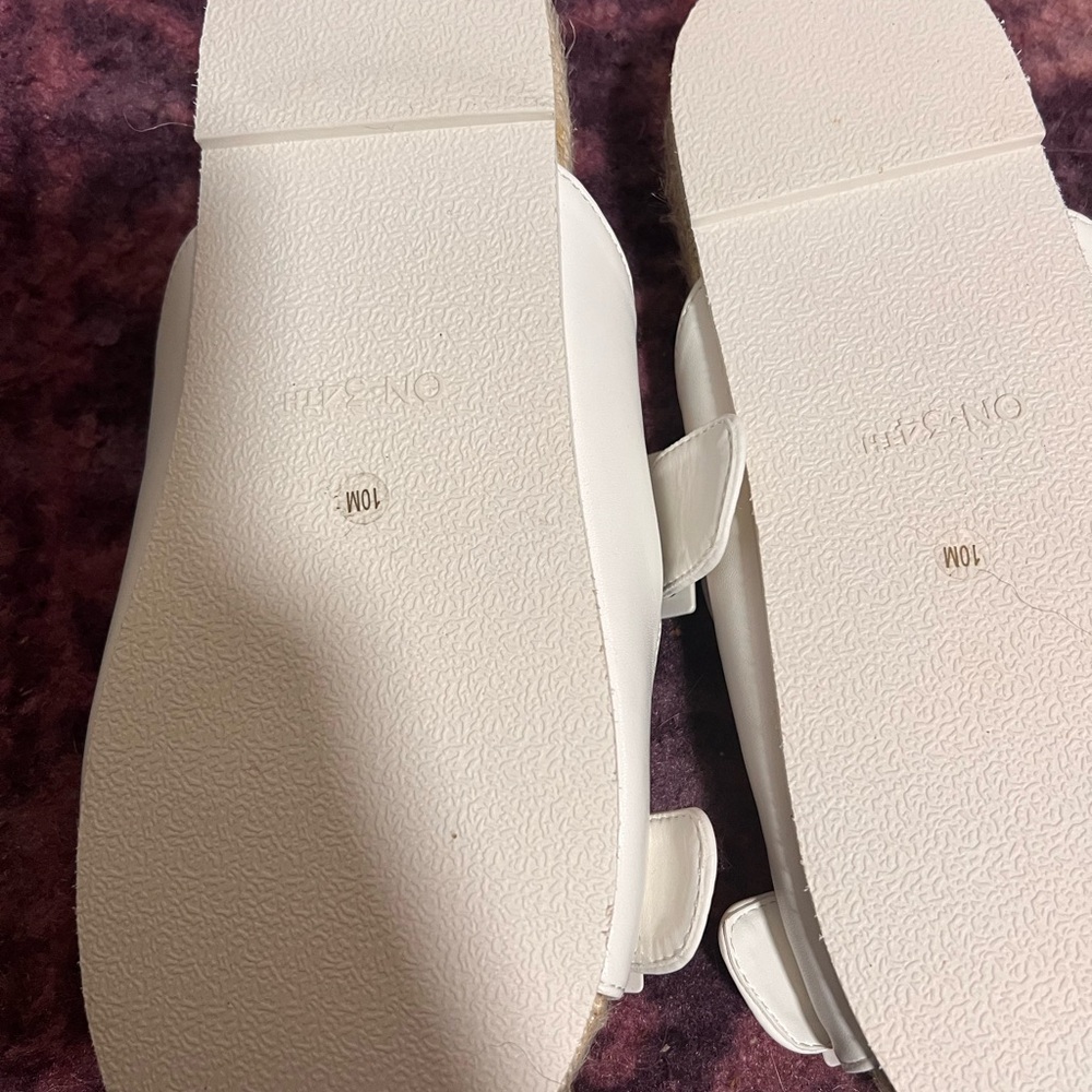 Women's White Sandals on 34th by Macy’s - Picture 5 of 5